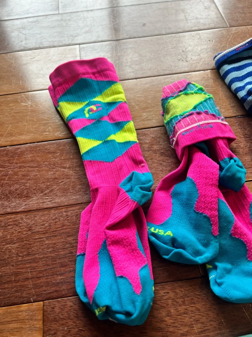 Colorful Assorted Pro Compression Socks - Multi-Color Bundle - Picture 3 of 3